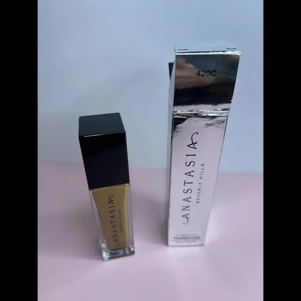 Anastasia Beverly Hills Luminous Foundation - 420C - Picture 3 of 4